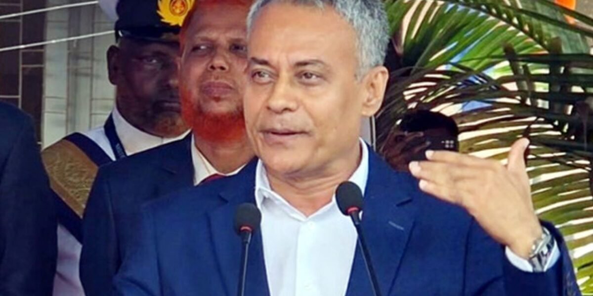 পরিবহনমন্ত্রী: