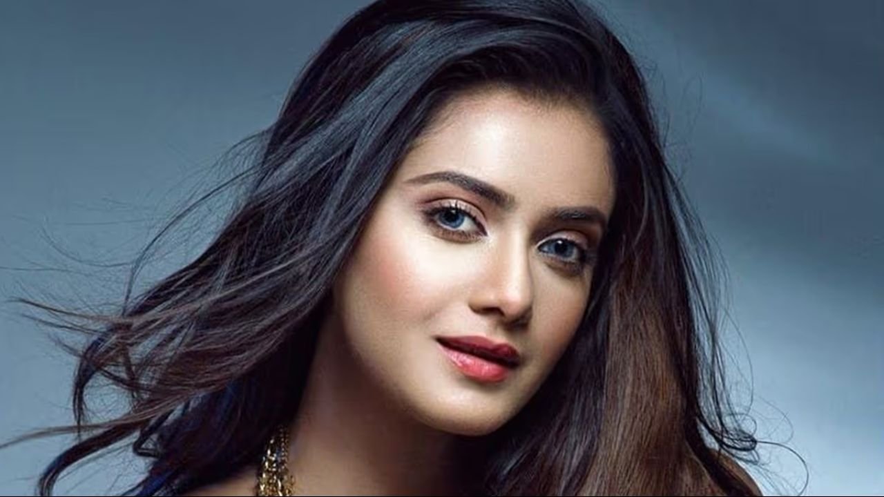 ‘সোলজার’ মুক্তির অপেক্ষায় তানজিন তিশা, বড় পর্দার অভিষেক নিয়ে উচ্ছ্বসিত অভিনেত্রী