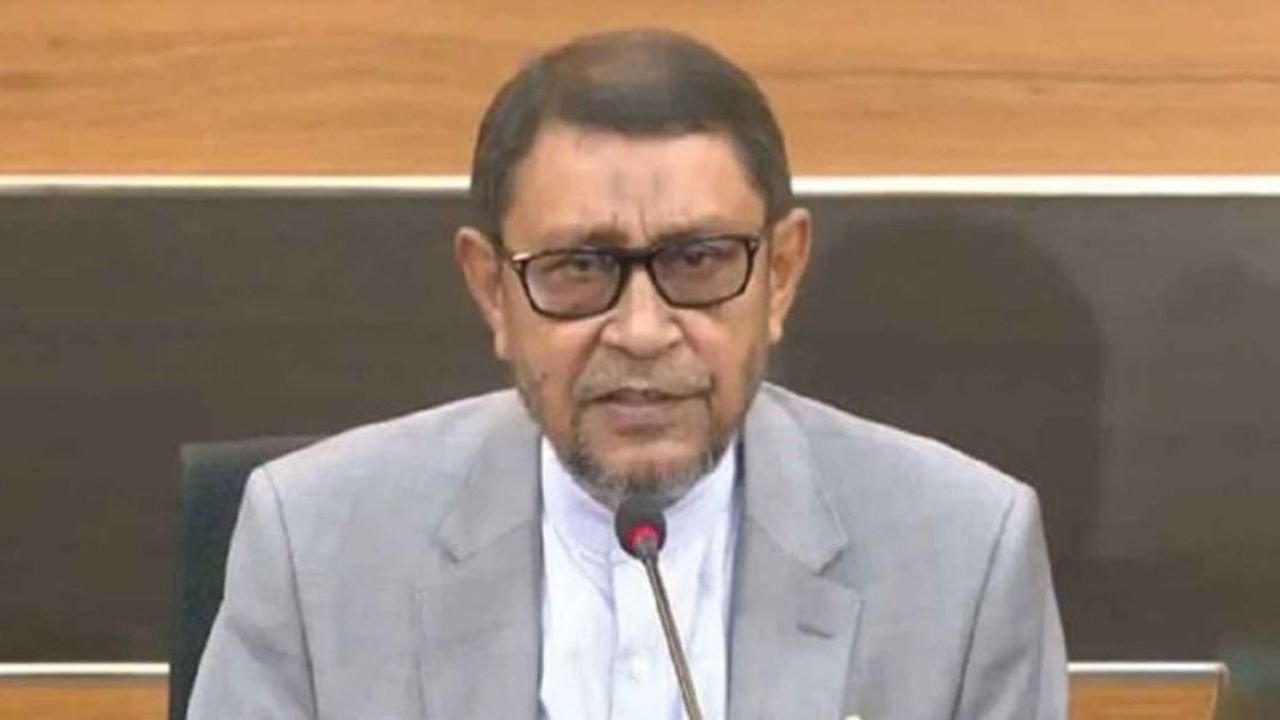 সরকারি হাসপাতালের দালালচক্র বন্ধে কঠোর ব্যবস্থা নেওয়া হবে: স্বাস্থ্যমন্ত্রী