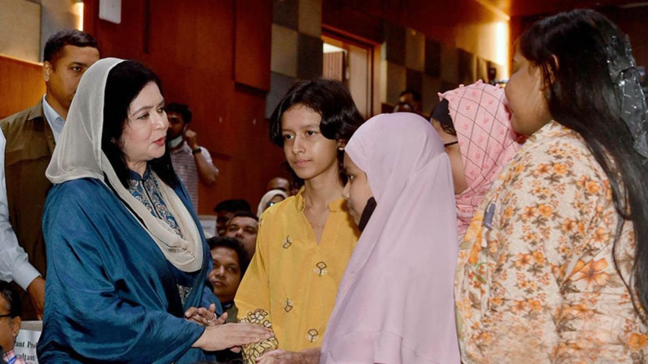 জাতীয় দুর্যোগে দলমতের ঊর্ধ্বে উঠে মানুষের পাশে দাঁড়ানোর আহ্বান জুবাইদা রহমানেরমাইলস্টোন ট্র্যাজেডির স্মরণসভায় ক্ষতিগ্রস্ত পরিবারগুলোর ধৈর্য ও দৃঢ়তার প্রশংসা