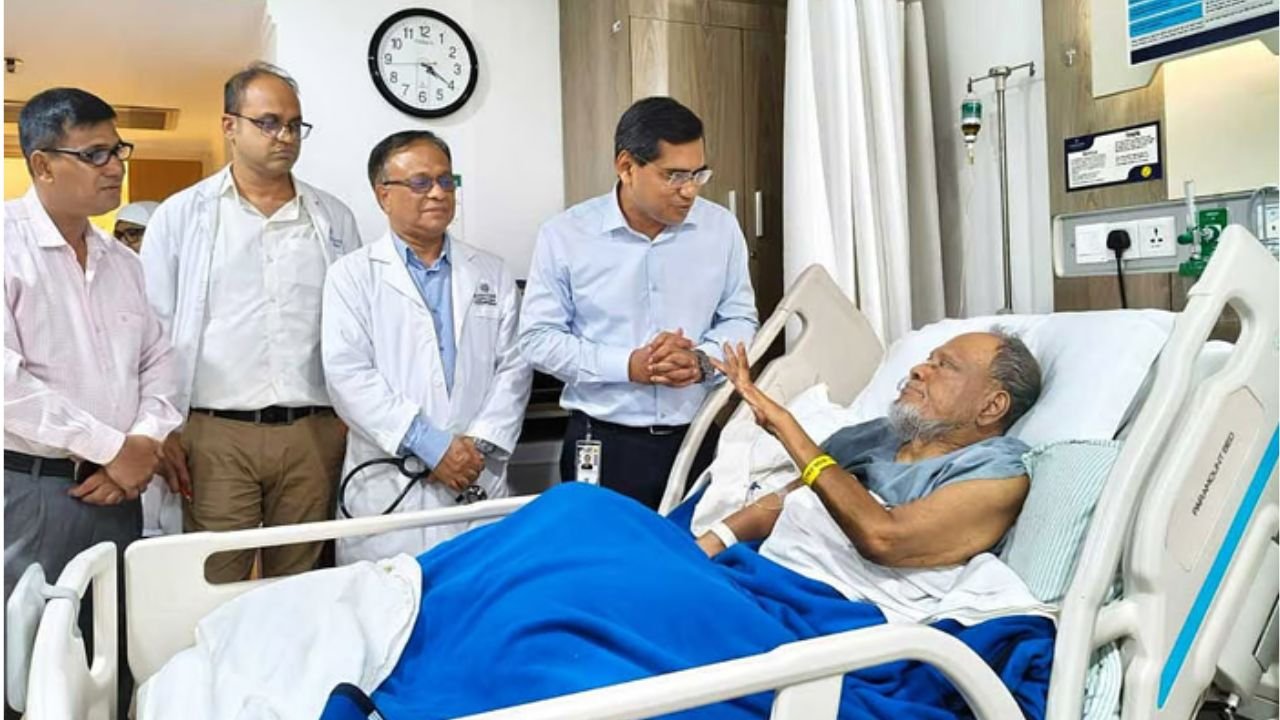বিএনপি নেতা রফিকুল ইসলাম মিয়াকে লাইফ সাপোর্টে নেওয়া হয়েছে