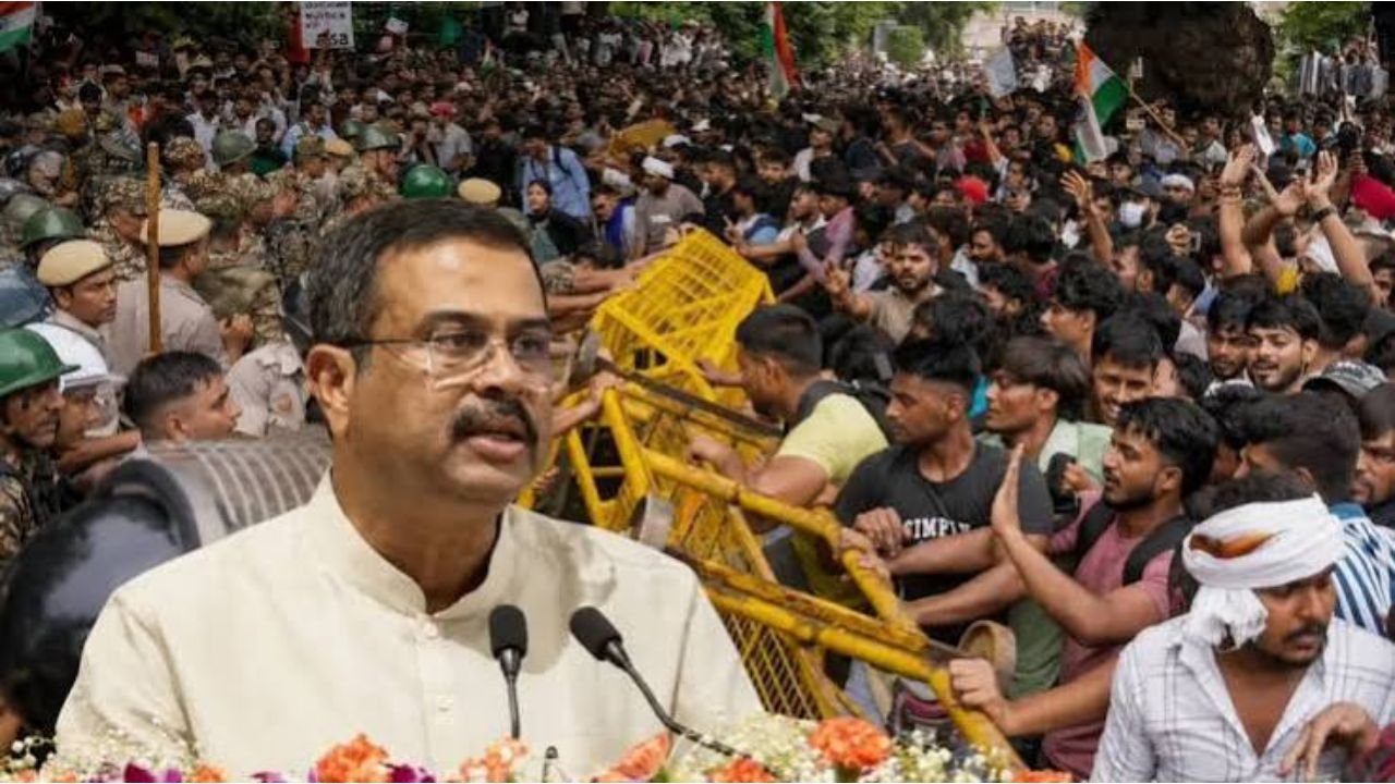 প্রশ্নফাঁস ইস্যুতে আন্দোলনের মুখে ভারতের শিক্ষামন্ত্রী ধর্মেন্দ্র প্রধানের পদত্যাগ