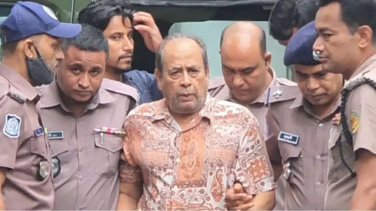 মানবতাবিরোধী অপরাধের মামলায় ট্রাইব্যুনালে হাজির মোজাফফর, গ্রেপ্তার দেখানোর আবেদন প্রসিকিউশনের