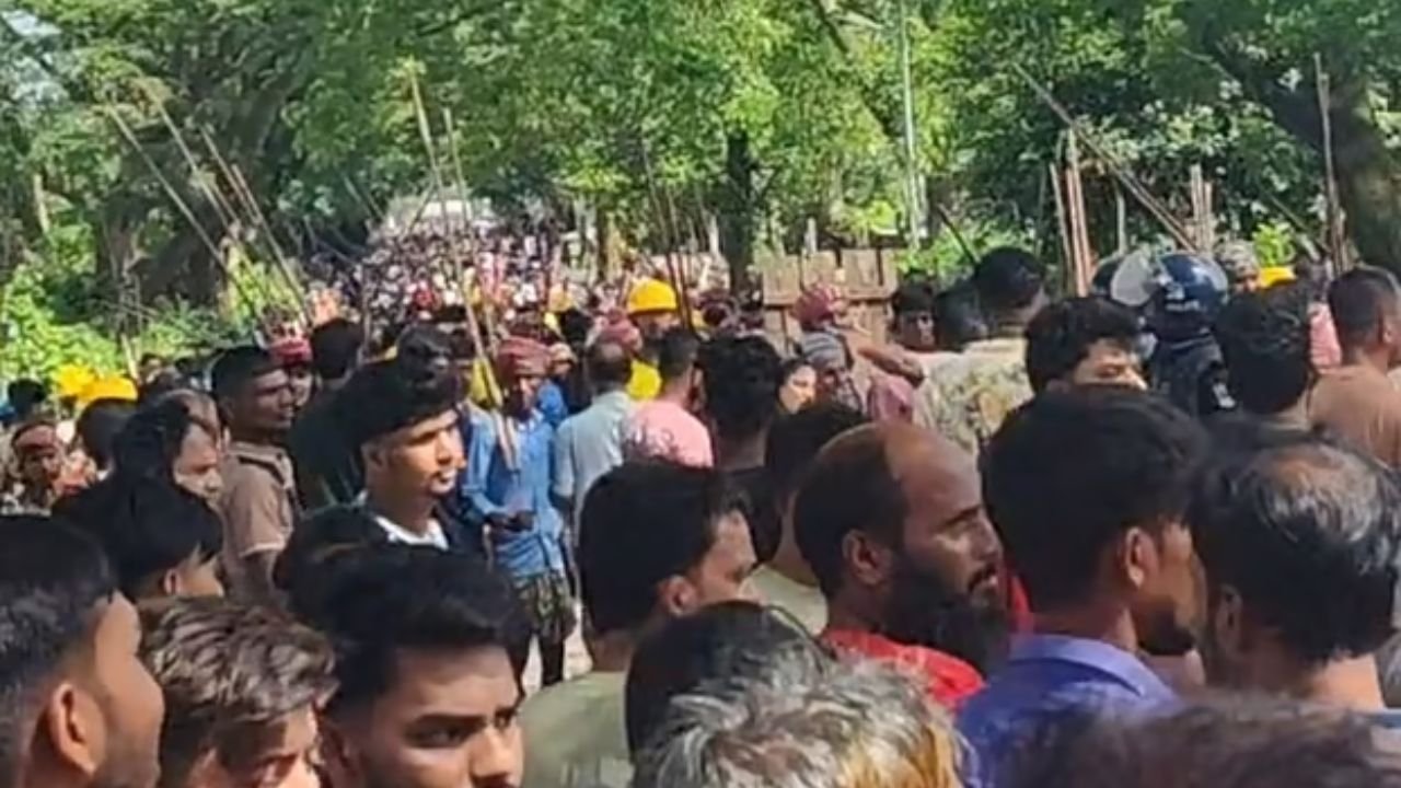 ভৈরবে বাজারের নাম নিয়ে ফের রক্তক্ষয়ী সংঘর্ষ, নিহত ১; বন্ধ রেল চলাচল