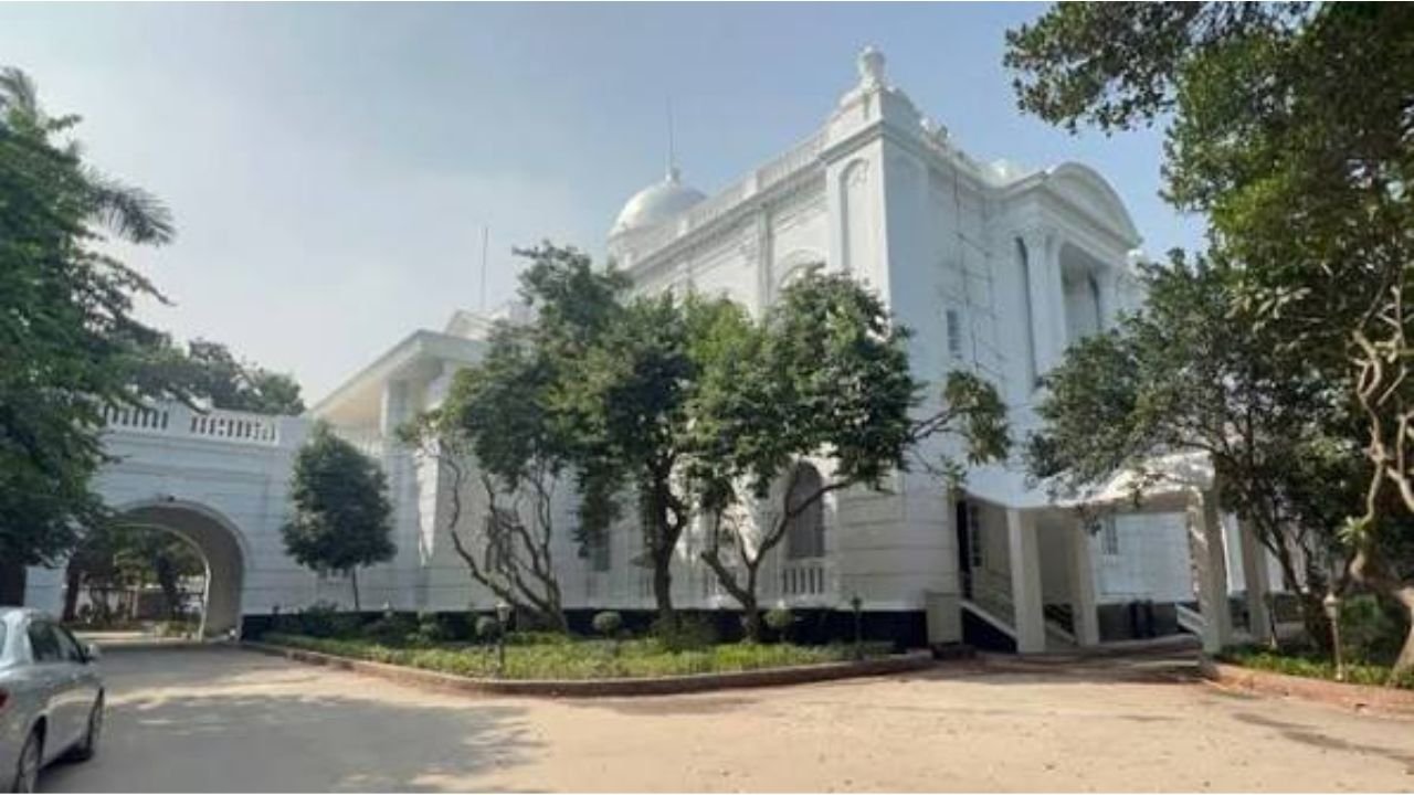 সাবেক এমপি গোলাপ ও সাবেক আইজিপি শহীদুল হককে জিজ্ঞাসাবাদের অনুমতি ট্রাইব্যুনালের