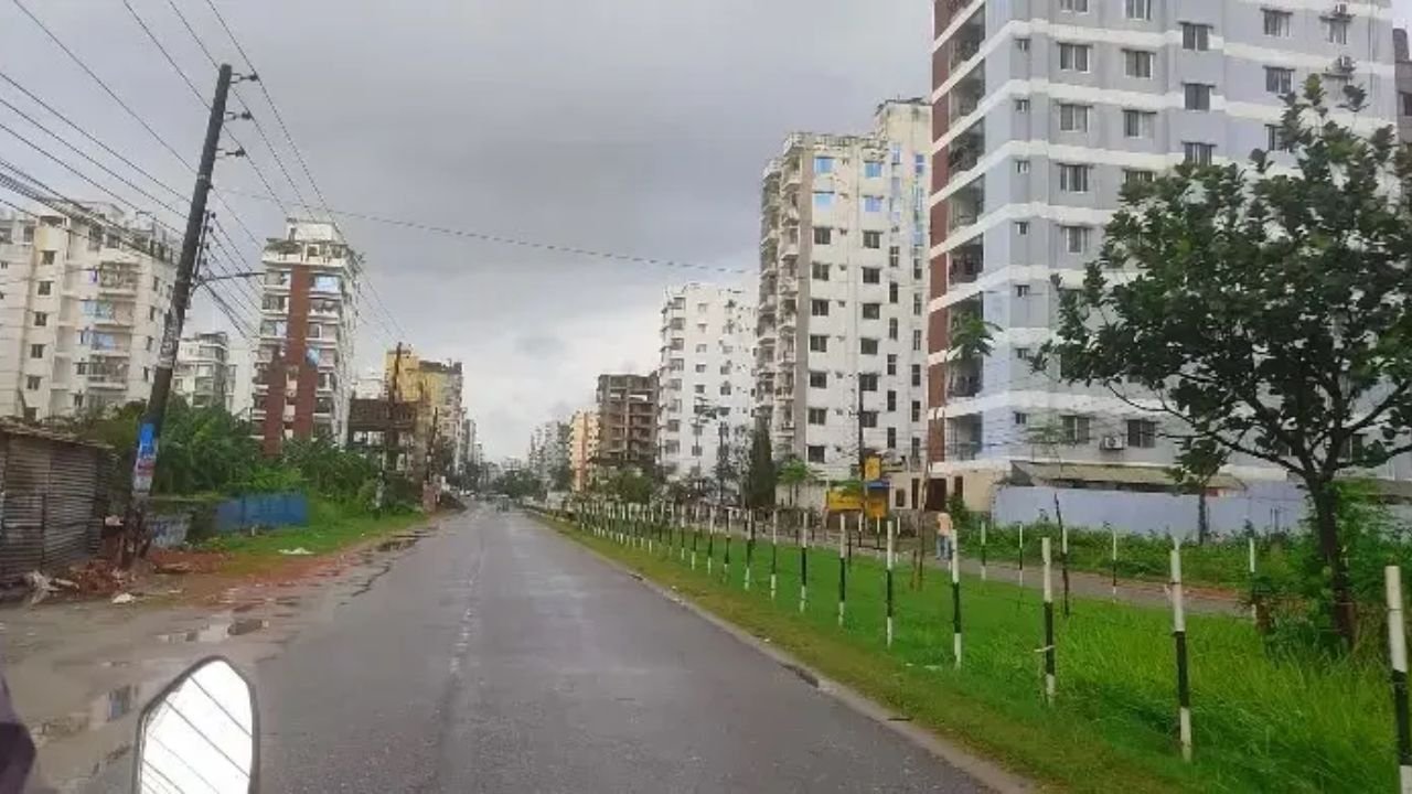 ঢাকায় আজও থামছে না বৃষ্টি, দিনভর মেঘলা আকাশের পূর্বাভাস