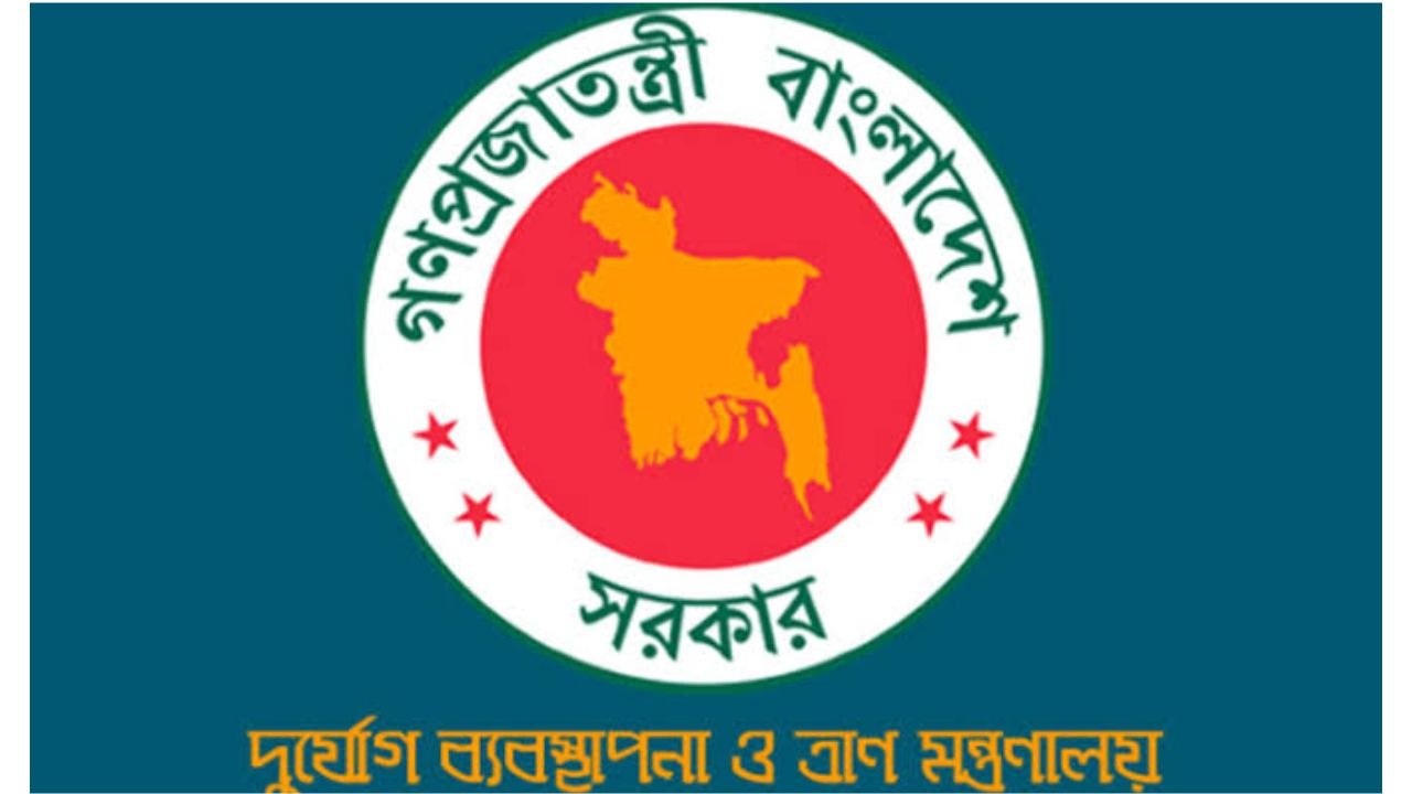 সাত জেলায় বন্যার তাণ্ডব: ক্ষতিগ্রস্ত ১০ লাখের বেশি মানুষ, প্রাণহানি ৫১