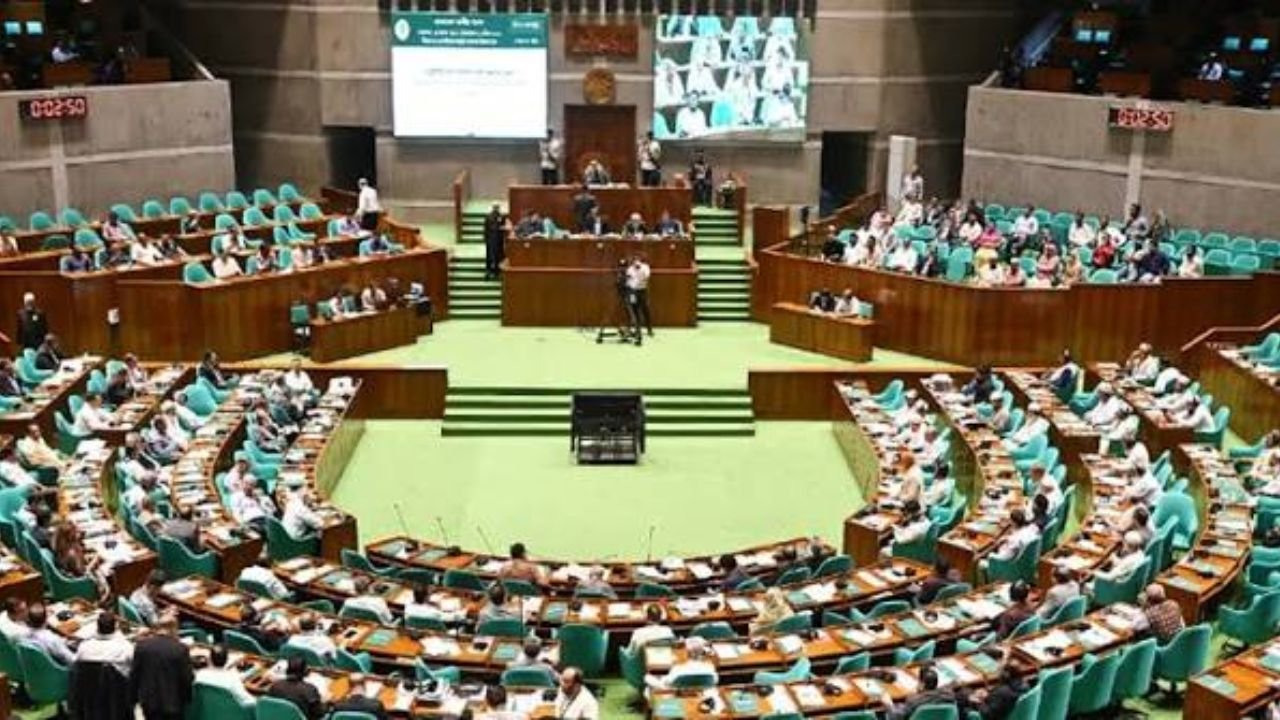 রবিবার পর্যন্ত মুলতবি জাতীয় সংসদ, বাজেট অধিবেশন ফের শুরু হবে বিকেলে