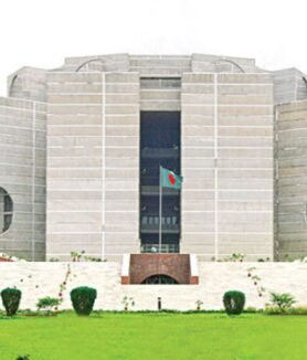 জাতীয় সংসদ ভবনের স্থপতি কে?