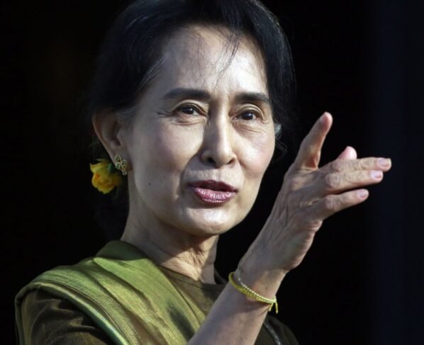 নেইপিদোতে কোথায় আছেন অং সান সু চি