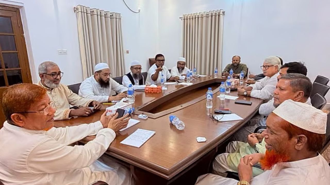 জুলাই সনদ বাস্তবায়নের দাবিতে বিভাগভিত্তিক লংমার্চের প্রস্তুতি ১১–দলীয় ঐক্যের