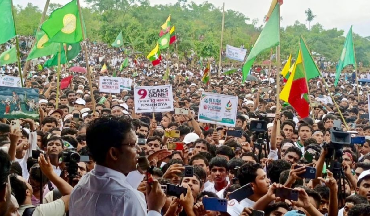 ঘরে ফিরতে বিশ্বের কাছে ১০ মিনিট সময় চাইলেন লাখো রোহিঙ্গা
