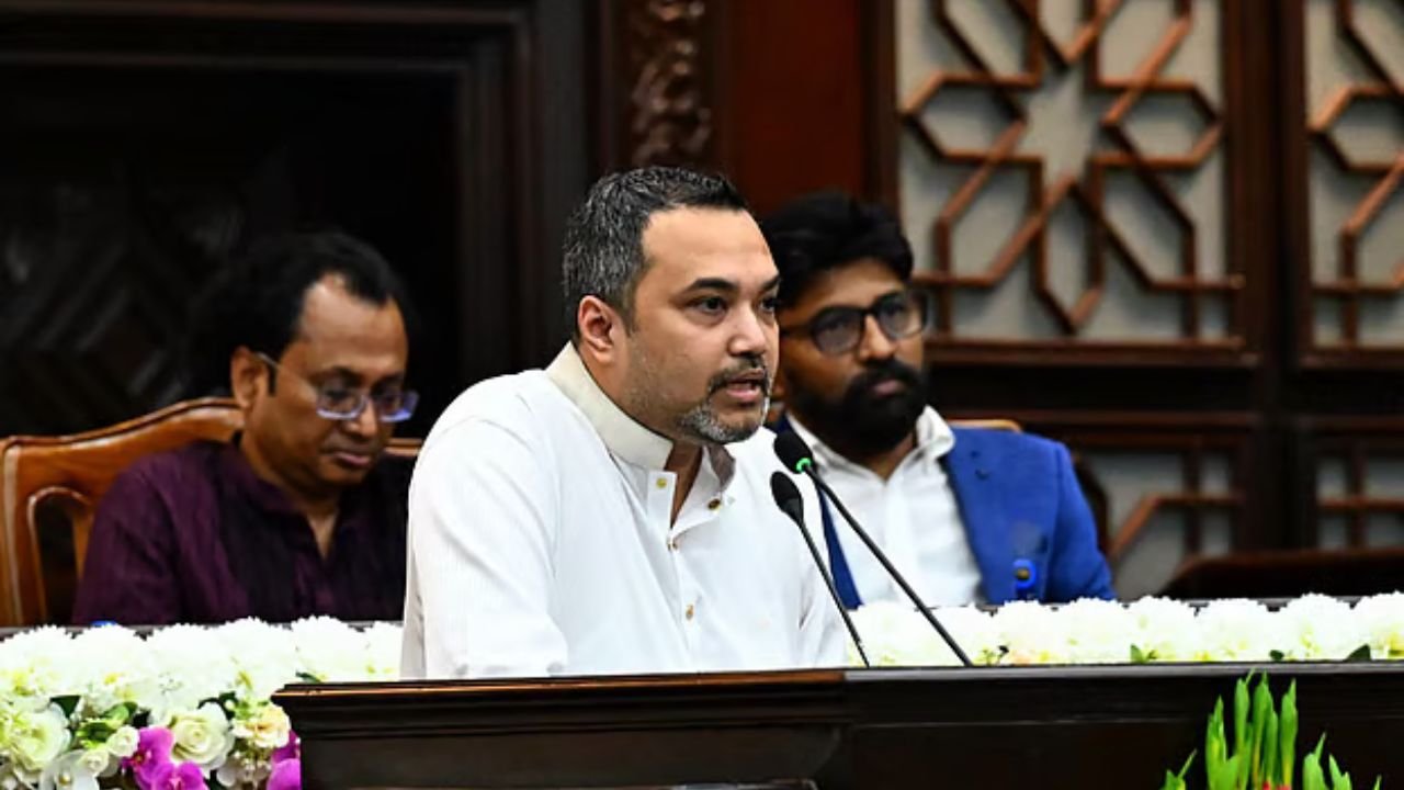 ছয় মাসে সব সমস্যার সমাধান কঠিন, সরকারের সর্বোচ্চ আন্তরিকতা রয়েছে: মাহদী আমিন