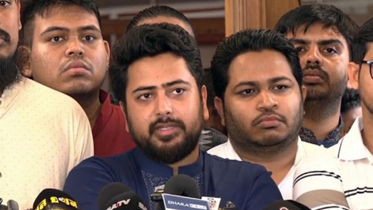 জুলাই জাদুঘর থেকে সীমান্ত হত্যা ও ফেলানীর স্মারক সরানোয় নাহিদের ক্ষোভ