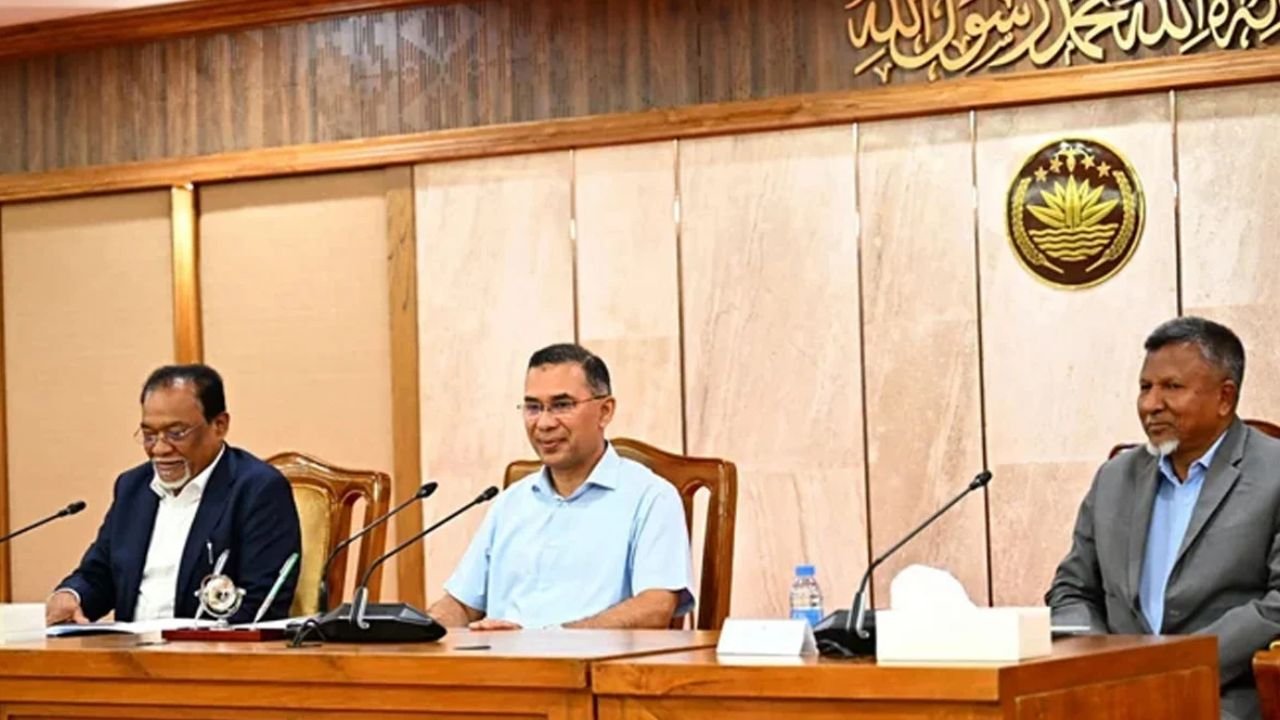 ইউএনওদের মানবিকতা ও দায়িত্বশীলতার সঙ্গে কাজ করার আহ্বান প্রধানমন্ত্রীর