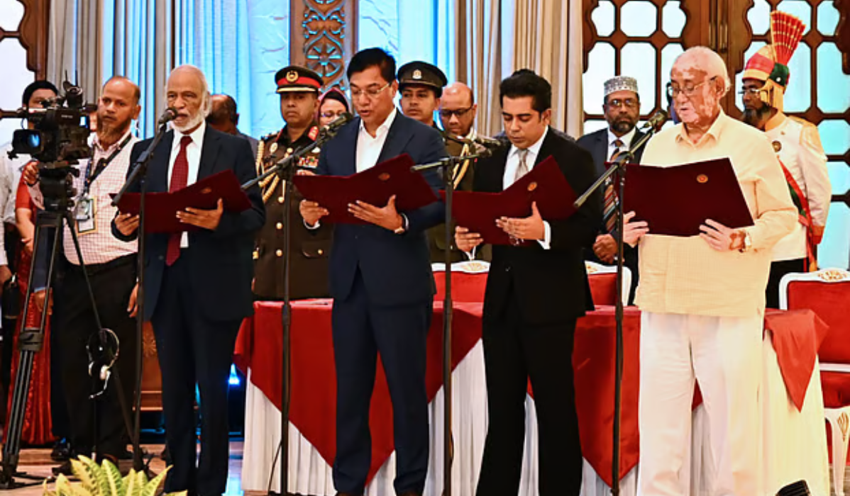 মন্ত্রিসভায় রদবদল নিয়ে মিশ্র প্রতিক্রিয়া, সামনে আরও পরিবর্তনের ইঙ্গিত