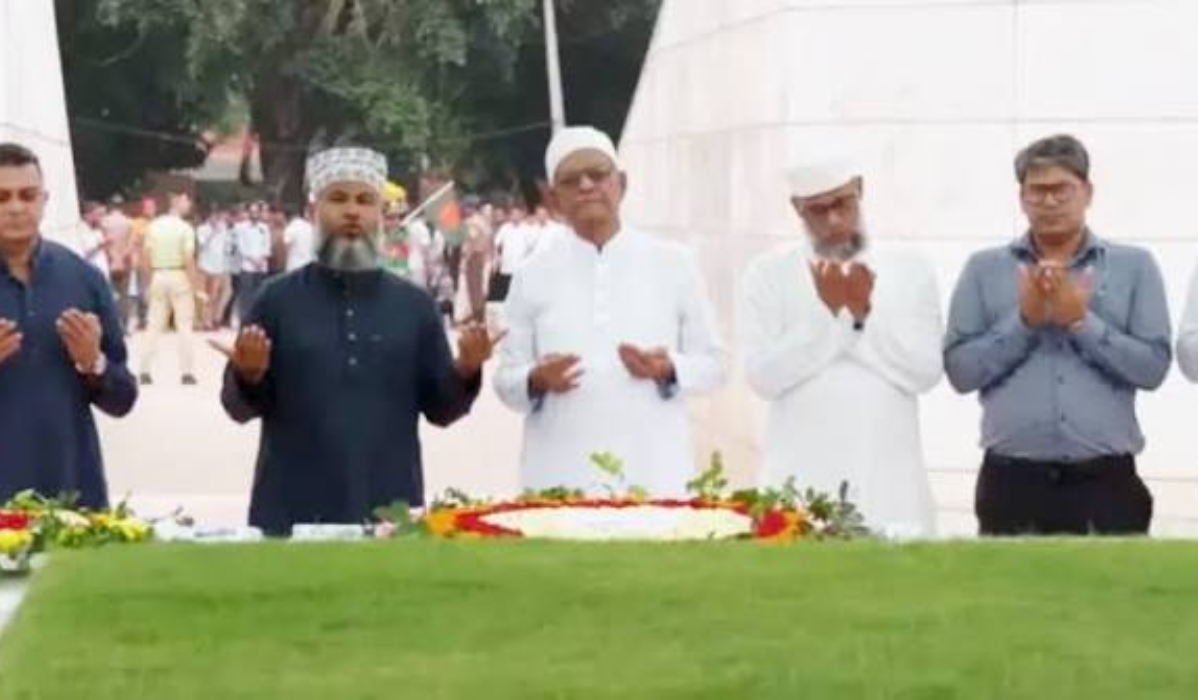 শপথের আগে জিয়াউর রহমান ও খালেদা জিয়ার সমাধিতে শ্রদ্ধা জানাবেন মির্জা ফখরুল