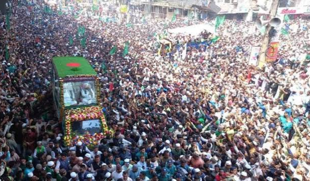 জশনে জুলুসে মুখর চট্টগ্রাম, অংশ নিলেন লাখো মানুষ
