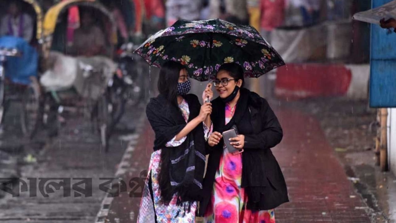 সক্রিয় মৌসুমি বায়ুর প্রভাবে চার বিভাগে ভারি থেকে অতি ভারি বৃষ্টির পূর্বাভাস, চট্টগ্রামে ভূমিধসের শঙ্কা