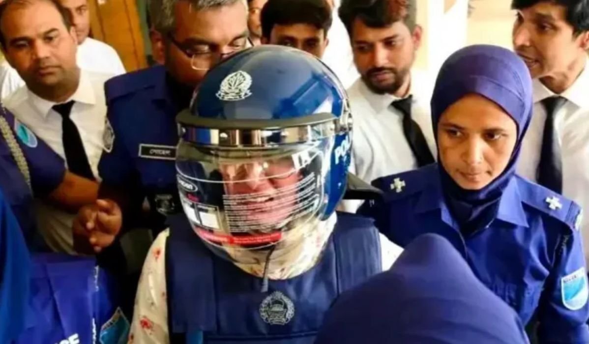 ‘বারবার মামলা না দিয়ে আমাকে গুলি করে মেরে ফেলেন’