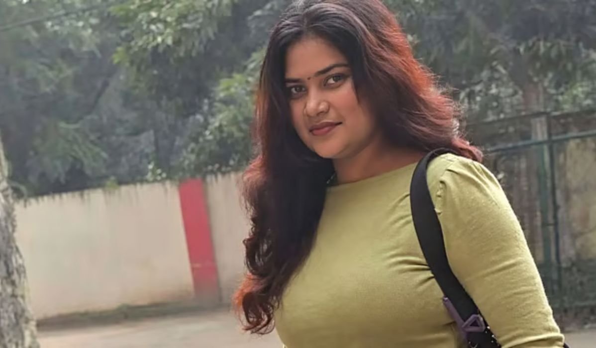 বিবাহিত প্রকৌশলীর সঙ্গে সম্পর্ক, মৃত্যুর আগে কী ঘটেছিল নিধির জীবনে
