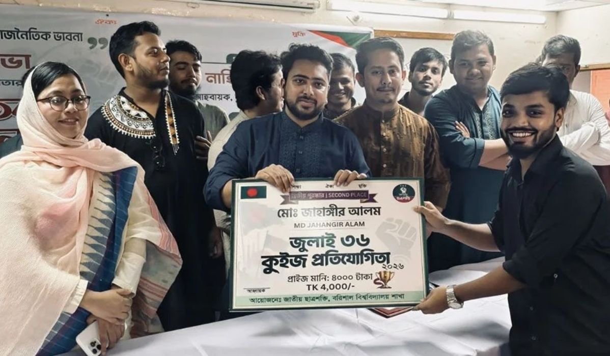 ‘এ সরকারও মনে হয় ৮০-এর দশকে ফিরে যাবে’: নাহিদ ইসলাম