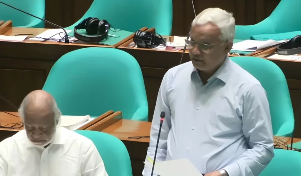 স্বামী-স্ত্রীর কর্মস্থল কাছাকাছি রাখার চেষ্টা চলছে: সমাজকল্যাণমন্ত্রী