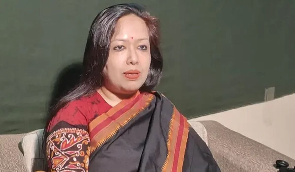 ফেসবুক পোস্টে রুমিন ফারহানা: বিএনপির ট্যাগ বহন করতে হচ্ছে না
