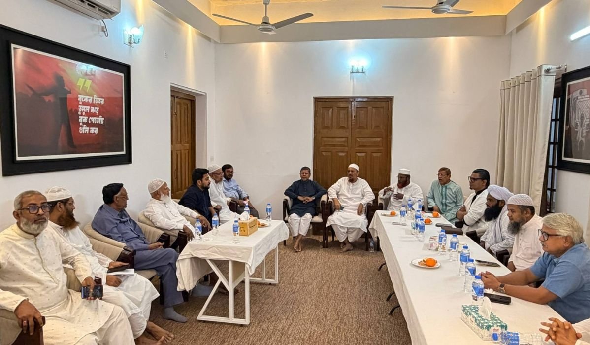 ১৯ সেপ্টেম্বরের লংমার্চের প্রস্তুতি পর্যালোচনা করল ১১ দলীয় ঐক্য
