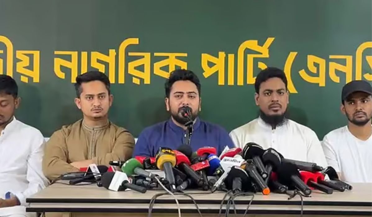স্বরাষ্ট্রমন্ত্রী দায়িত্ব পালনে ব্যর্থ হয়েছেন: নাহিদ ইসলাম