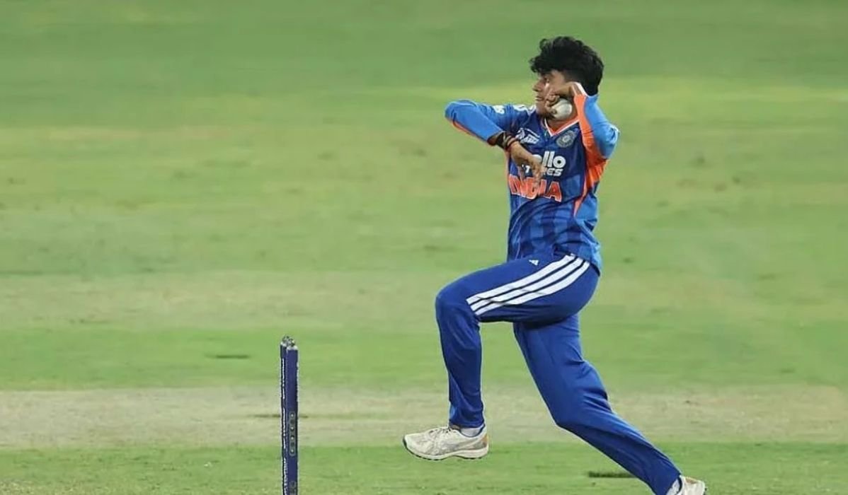 টি-টোয়েন্টিতে বিশ্বরেকর্ড গড়লেন ভারতীয় স্পিনার শ্রী চারানি