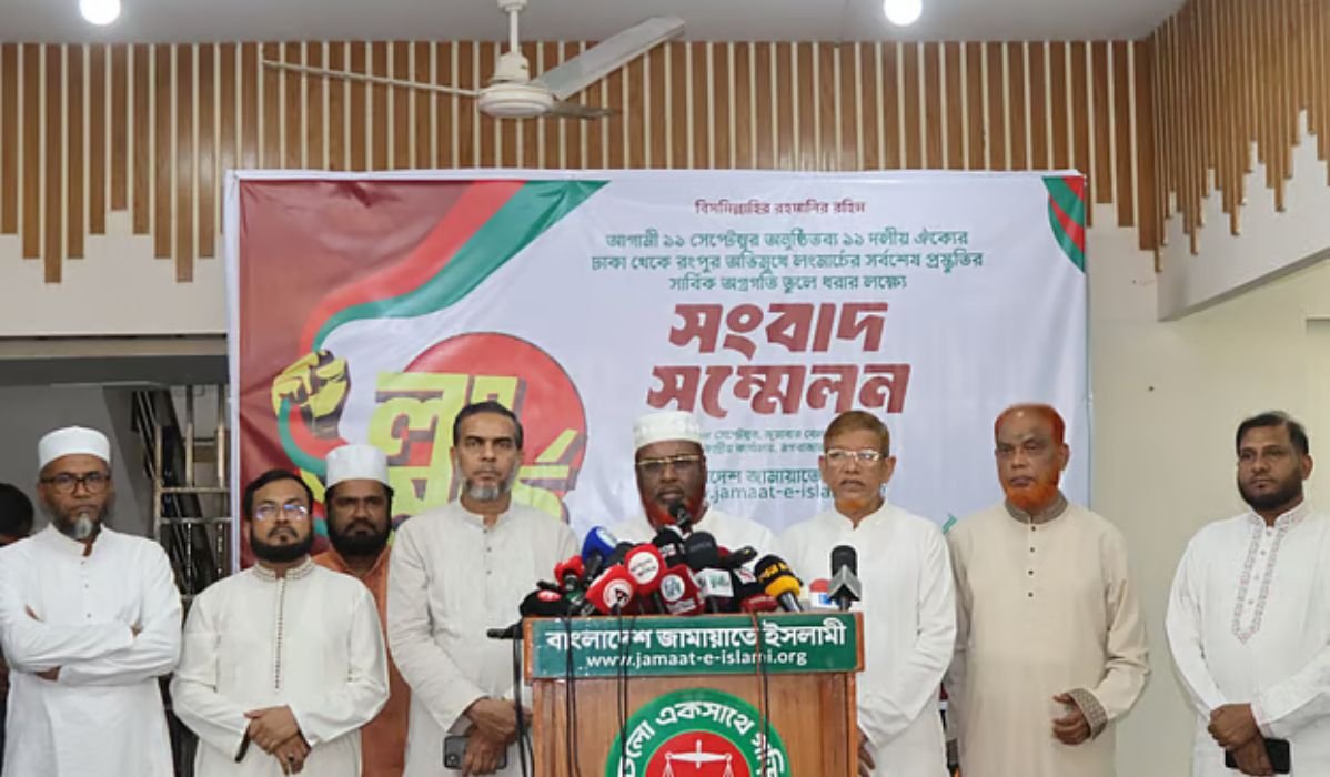 আট দফা দাবিতে রংপুর অভিমুখে ১১-দলীয় ঐক্যের লংমার্চ আজ