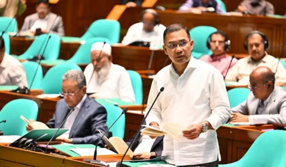 গভীর সমুদ্রে নতুন এলএনজি টার্মিনাল, ১৫০ কূপ খননের পরিকল্পনা
