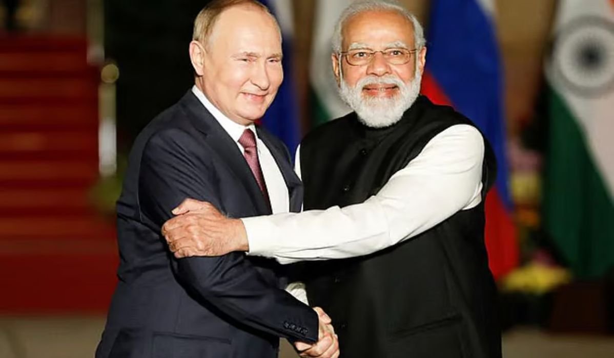 ব্রিকস সম্মেলনে যোগ দিতে নয়াদিল্লিতে পুতিন, আজ মোদির সঙ্গে বৈঠক