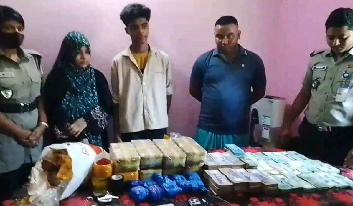 কক্সবাজারে ৯০ হাজার ইয়াবা ও সাড়ে ৩৫ লাখ টাকা উদ্ধার, আটক ৩