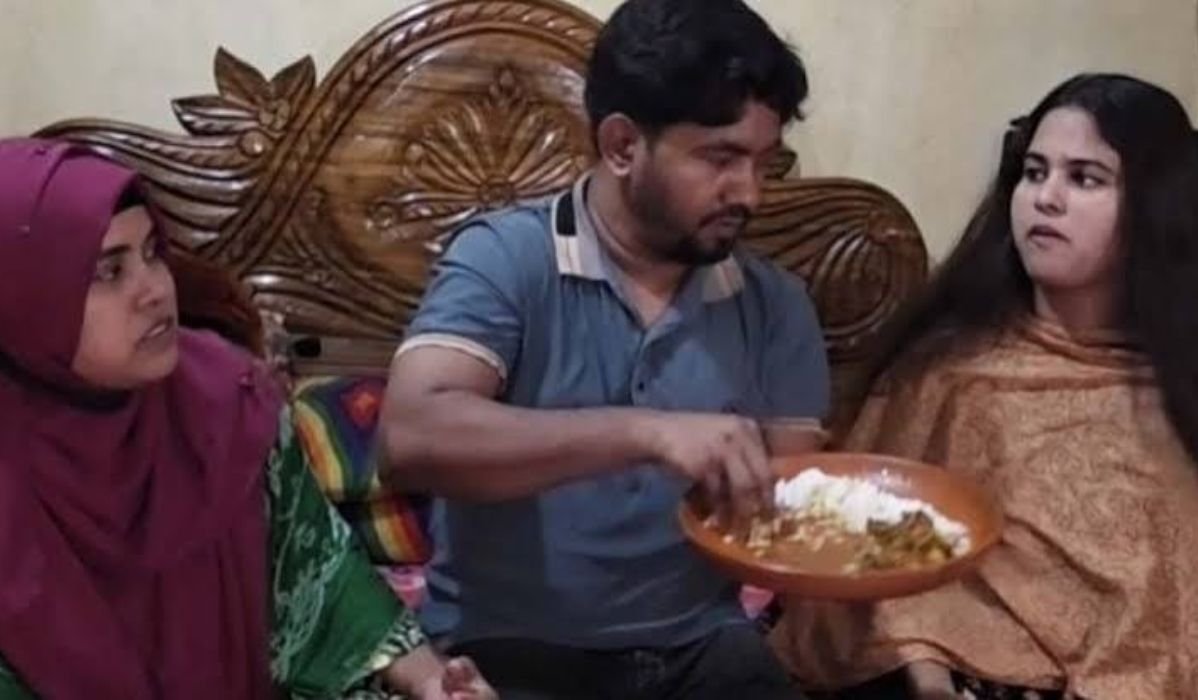 দুই সতিনের সুখ-শান্তির অনন্য দৃষ্টান্ত