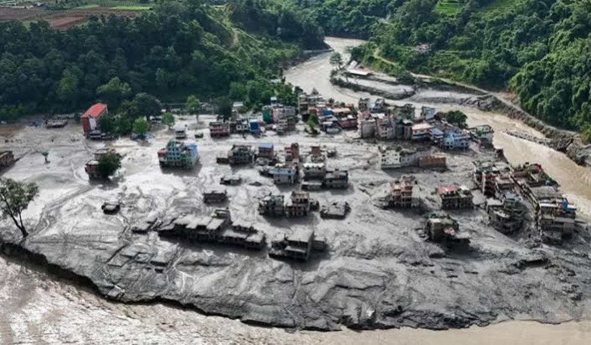 নেপালে ভয়াবহ ঢল: ‘কখনো কখনো মনে হয়, বেঁচে না থাকলেই ভালো হতো’
