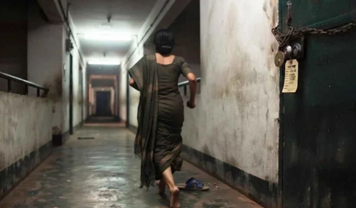 দাম্পত্য কলহের জেরে স্বামীকে হত্যার অভিযোগ, স্ত্রী পলাতক