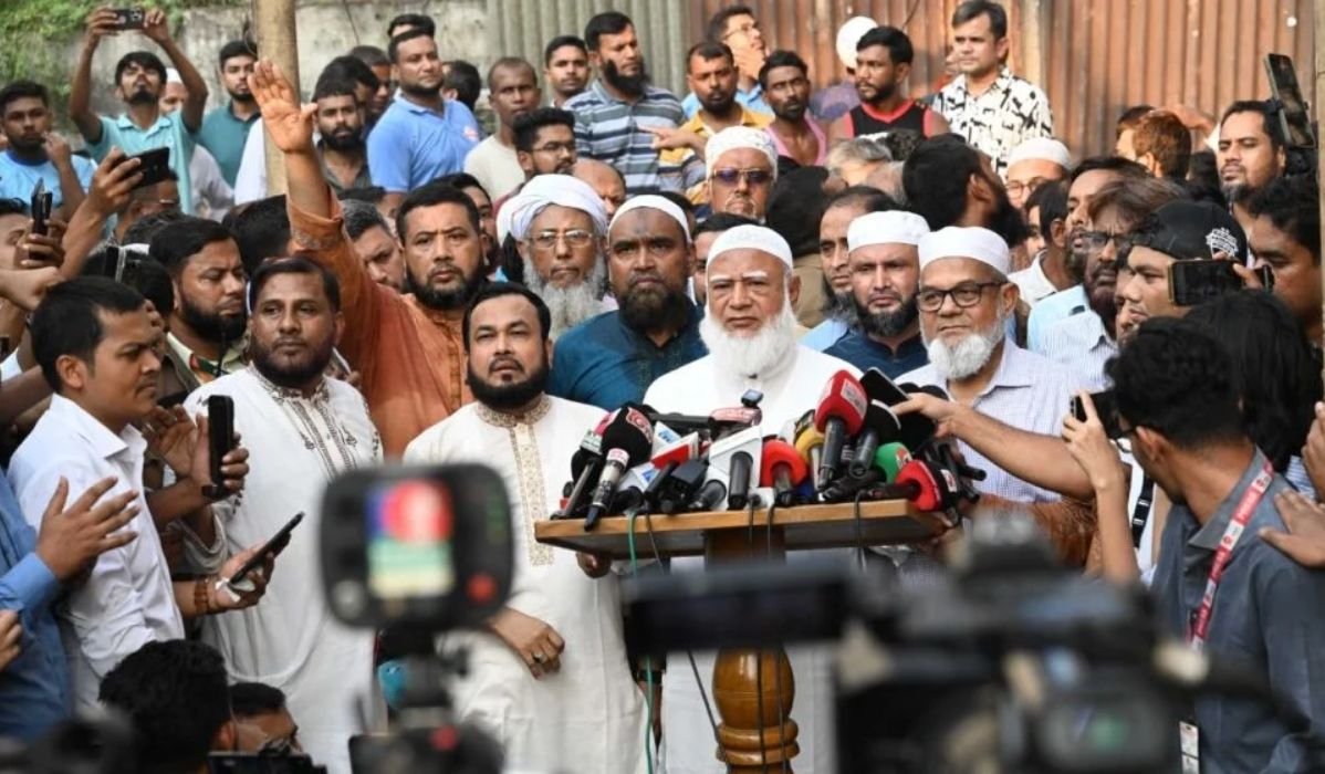মিরপুরে হামলায় ক্ষতিগ্রস্ত রাড্ডাকে ৫০ লাখ টাকা অনুদানের আশ্বাস জামায়াতের