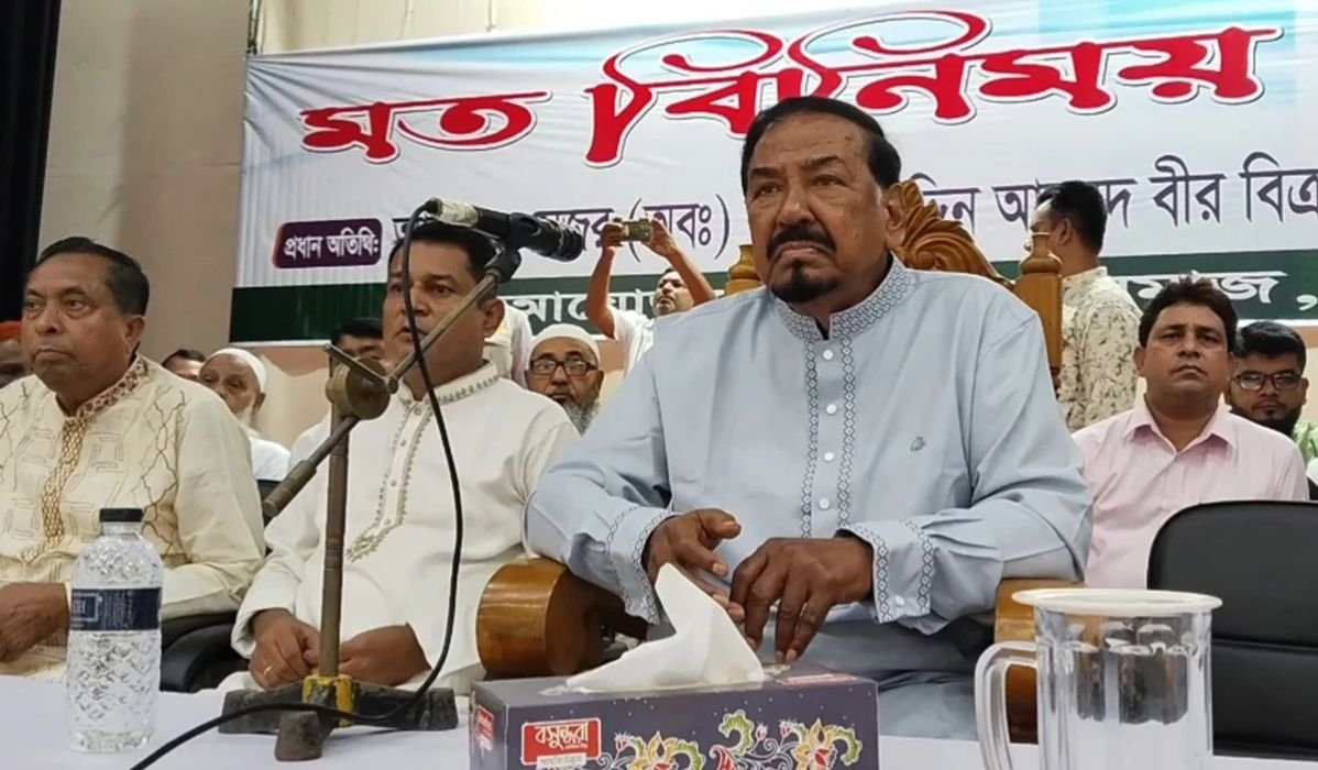 শেখ হাসিনা ‘বিশ্বের সেরা অভিনেত্রী’, দাবি স্পিকারের